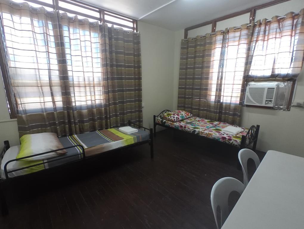 فندق Residencia Marfel تاكلوبان المظهر الخارجي الصورة